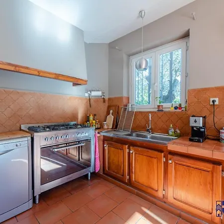 Catalane I 200 M I Terrasse 20 M I Jardin