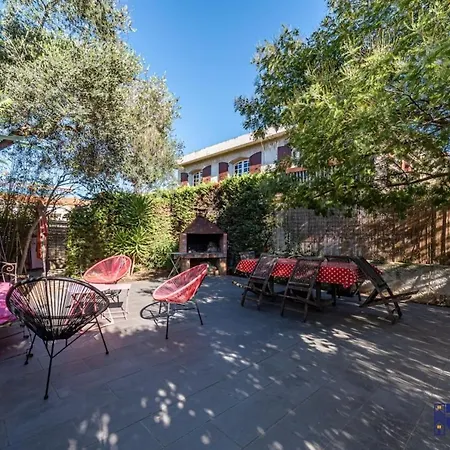 Catalane I 200 M I Terrasse 20 M I Jardin *